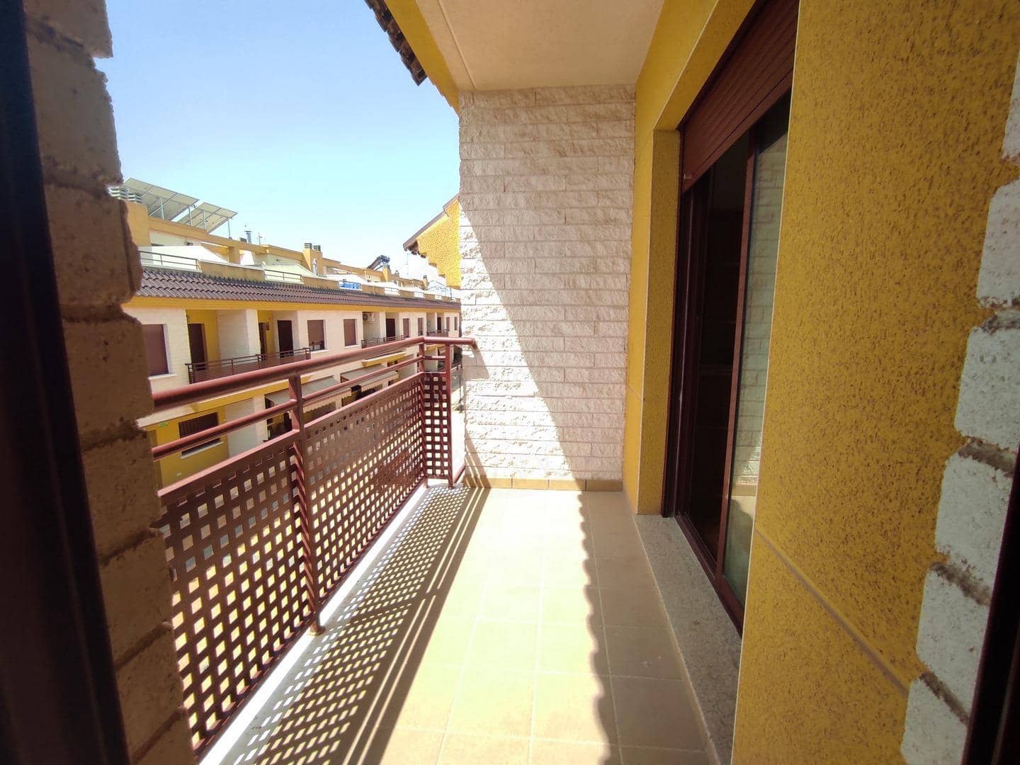 3 bedroom Semi-detached Villa for sale in Orihuela with garage - € 199,000 (Ref: 9095314)