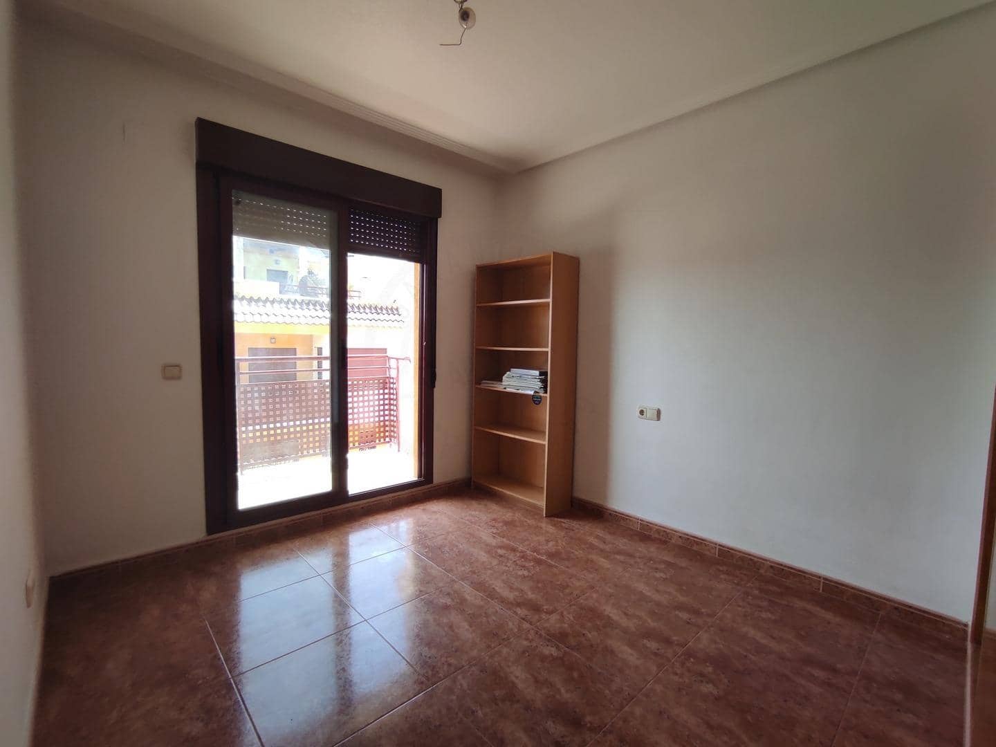 3 bedroom Semi-detached Villa for sale in Orihuela with garage - € 199,000 (Ref: 9095314)