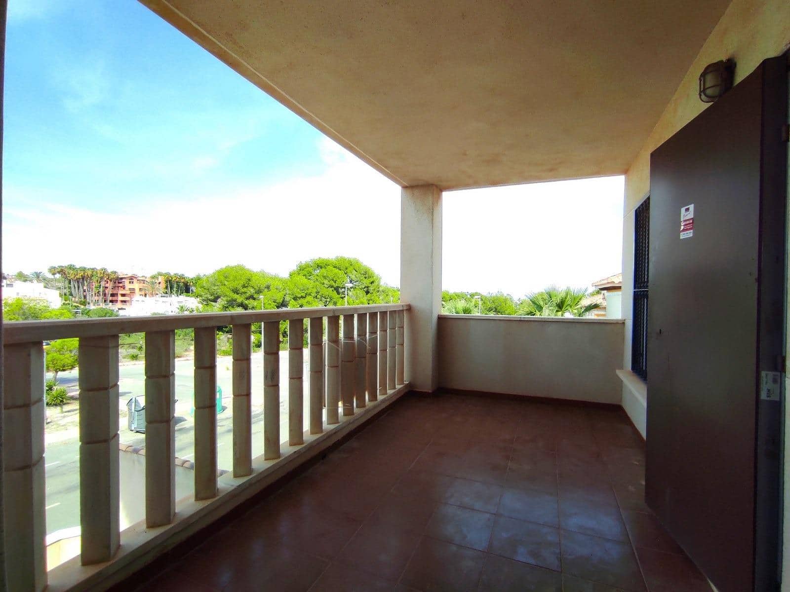 2 bedroom Apartment for sale in Orihuela Costa - € 120,000 (Ref: 9217459)