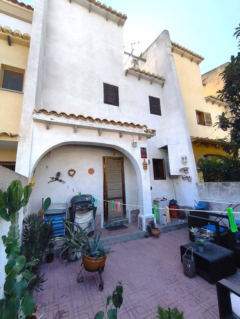 3 soveværelse Rækkehus til salg i Torrevieja med swimmingpool - € 145.000 (Ref: 9228616)