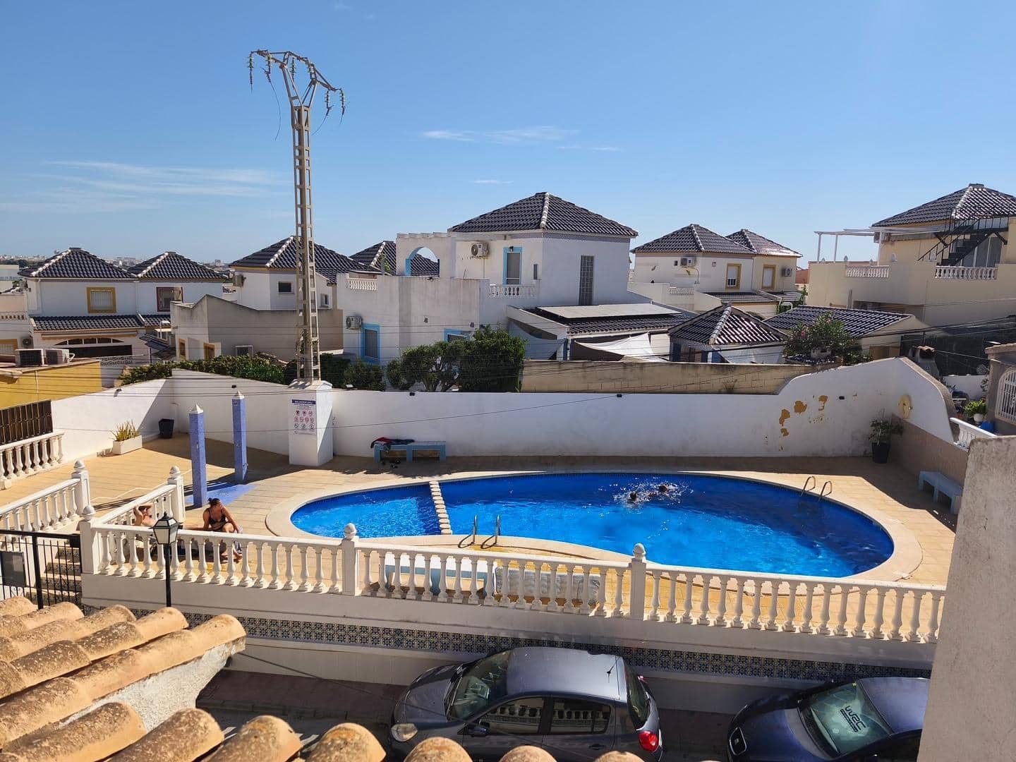 3 soveværelse Rækkehus til salg i Torrevieja med swimmingpool - € 145.000 (Ref: 9228616)