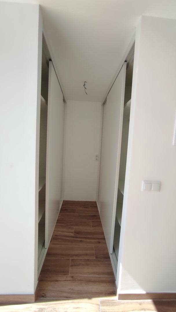 3 soverom Kjedet enebolig til salgs i Torrevieja med svømmebasseng - € 349 000 (Ref: 9240020)