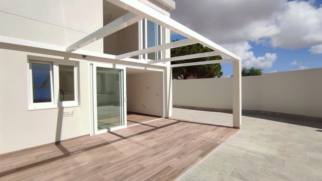 3 soverom Kjedet enebolig til salgs i Los Balcones - Los Altos, Torrevieja med svømmebasseng - € 349 000 (Ref: 9240020)