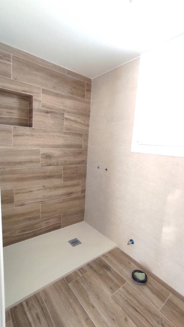 3 slaapkamer Halfvrijstaande villa te koop in Torrevieja met zwembad - € 349.000 (Ref: 9240020)