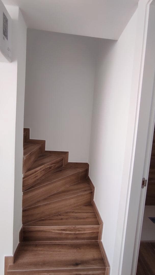 3 slaapkamer Halfvrijstaande villa te koop in Torrevieja met zwembad - € 349.000 (Ref: 9240020)