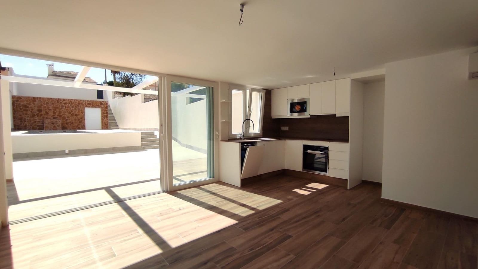 3 slaapkamer Halfvrijstaande villa te koop in Torrevieja met zwembad - € 349.000 (Ref: 9240020)