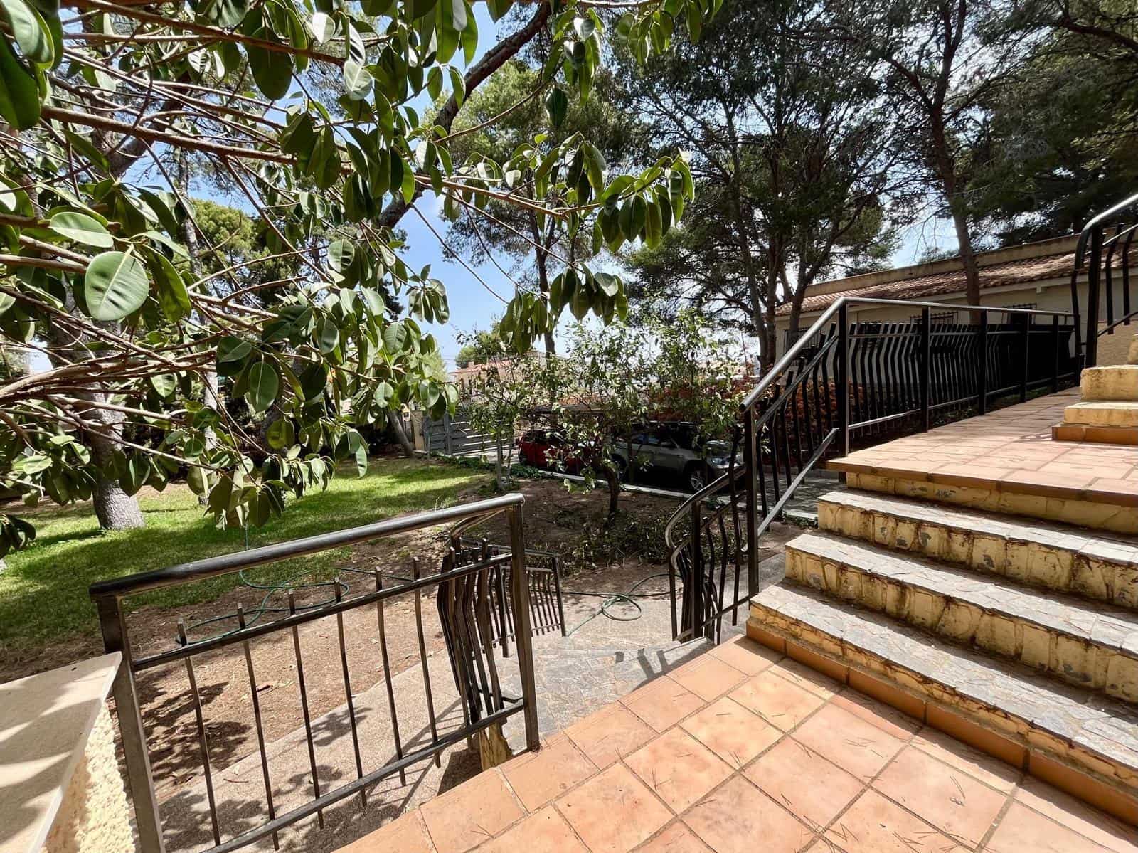 6 slaapkamer Villa te koop in Los Balcones - € 420.000 (Ref: 9341253)