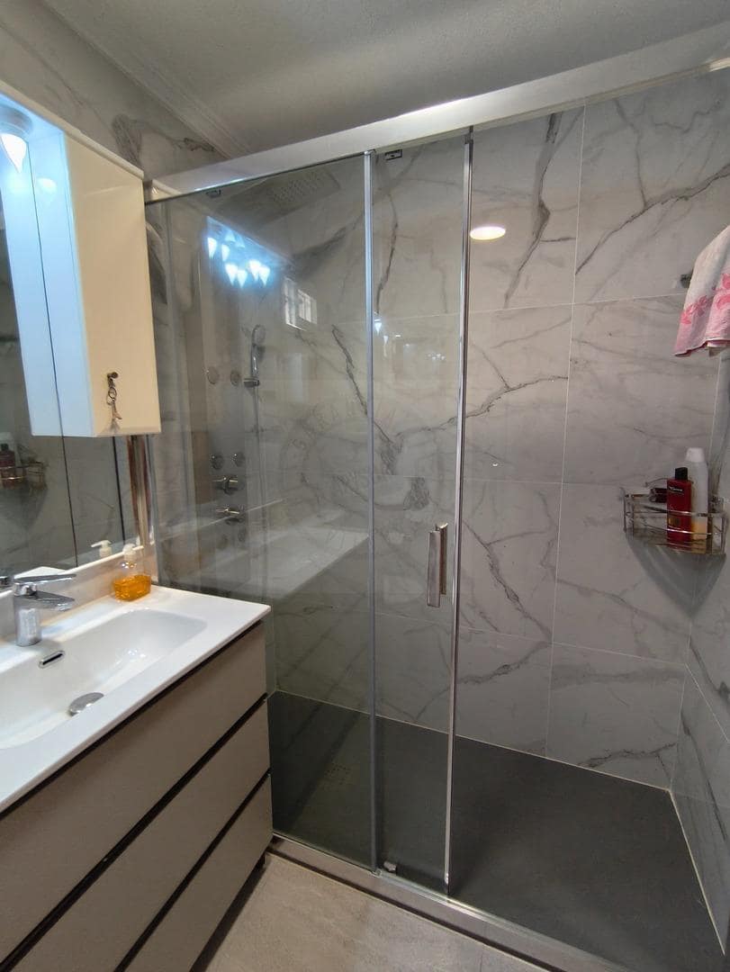 2 makuuhuone Asunto myytävänä paikassa Torrevieja - 149 000 € (Ref: 9347404)