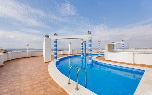 2 slaapkamer Flat te koop in Centro, Torrevieja met zwembad garage - € 116.600 (Ref: 9359634)