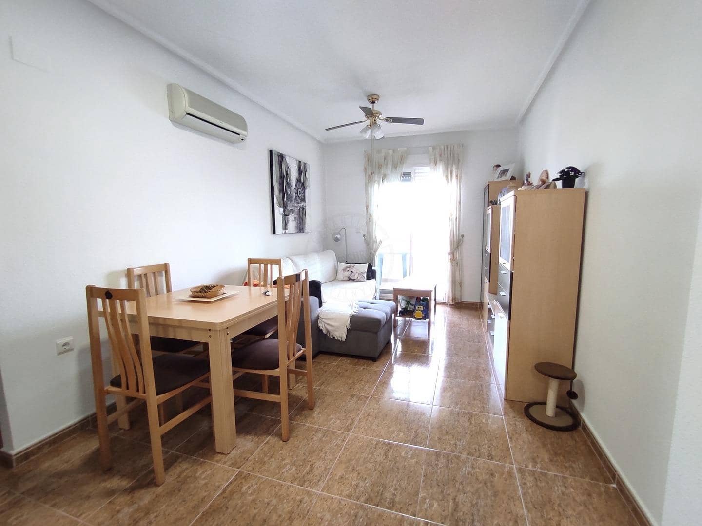 2 slaapkamer Flat te koop in Torrevieja met zwembad garage - € 116.600 (Ref: 9359634)