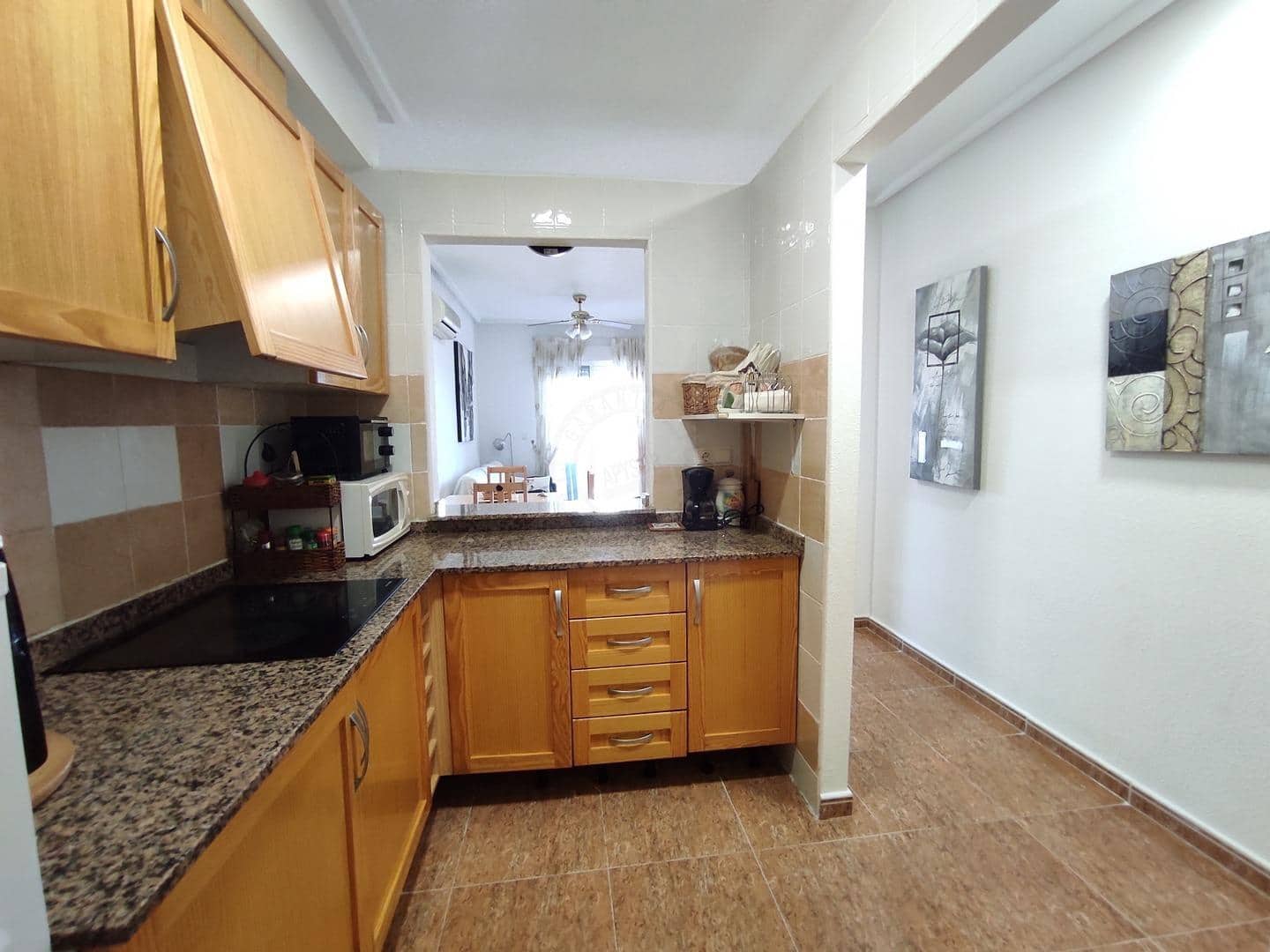 2 slaapkamer Flat te koop in Torrevieja met zwembad garage - € 116.600 (Ref: 9359634)