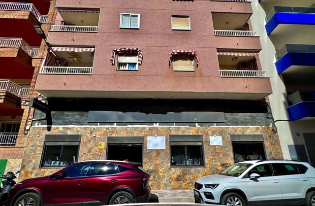 Commercial for sale in Playa del Cura, Torrevieja - € 409,000 (Ref: 9419853)