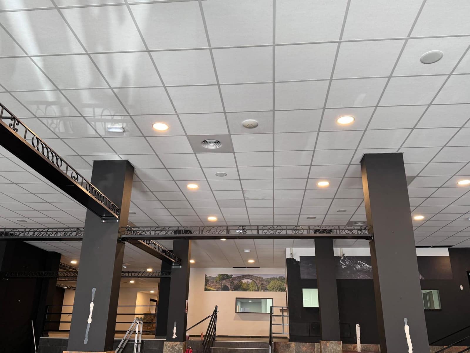 Kommersiell till salu i Torrevieja - 409 000 € (Ref: 9419853)