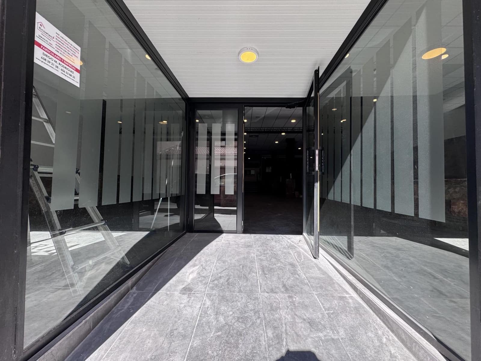 Gewerbe zu verkaufen in Torrevieja - 409.000 € (Ref: 9419853)