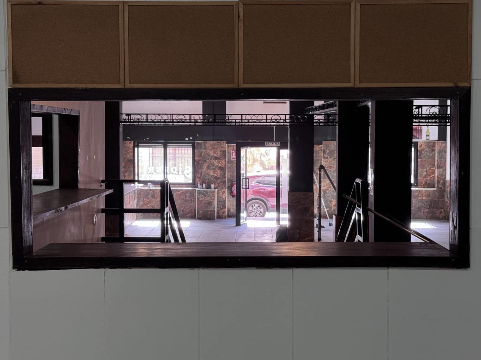 Gewerbe zu verkaufen in Torrevieja - 409.000 € (Ref: 9419853)