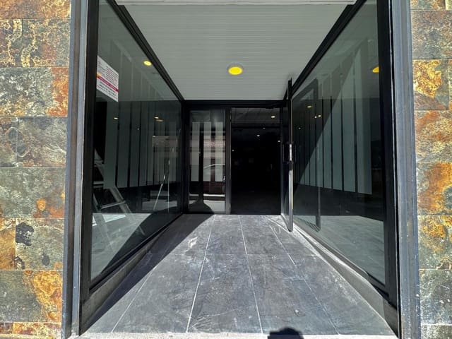 Commerciale in vendita in Playa del Cura, Torrevieja - 409.000 € (Rif: 9419853)