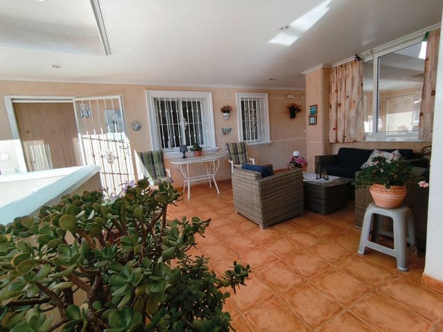 3 sypialnia Penthouse na sprzedaż w Playa del Cura, Torrevieja z basenem - 180 000 € (Ref: 9423883)