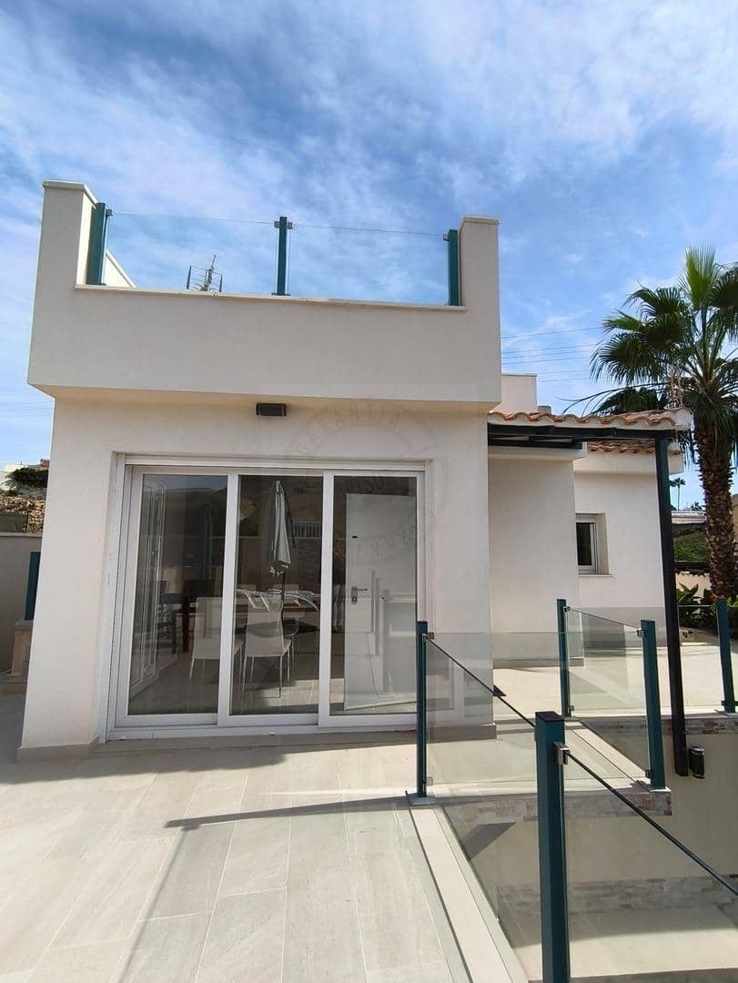 2 bedroom Villa for sale in Ciudad Quesada with pool - € 249,990 (Ref: 9431099)