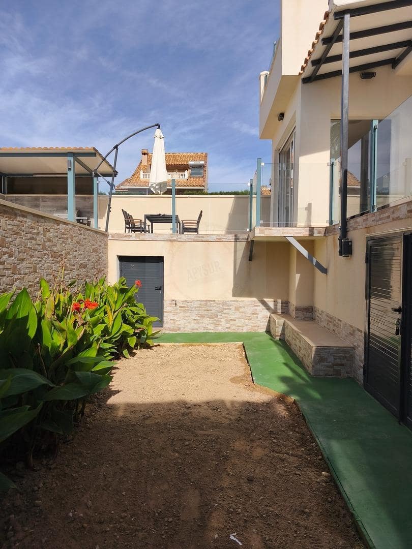 2 bedroom Villa for sale in Ciudad Quesada with pool - € 249,990 (Ref: 9431099)