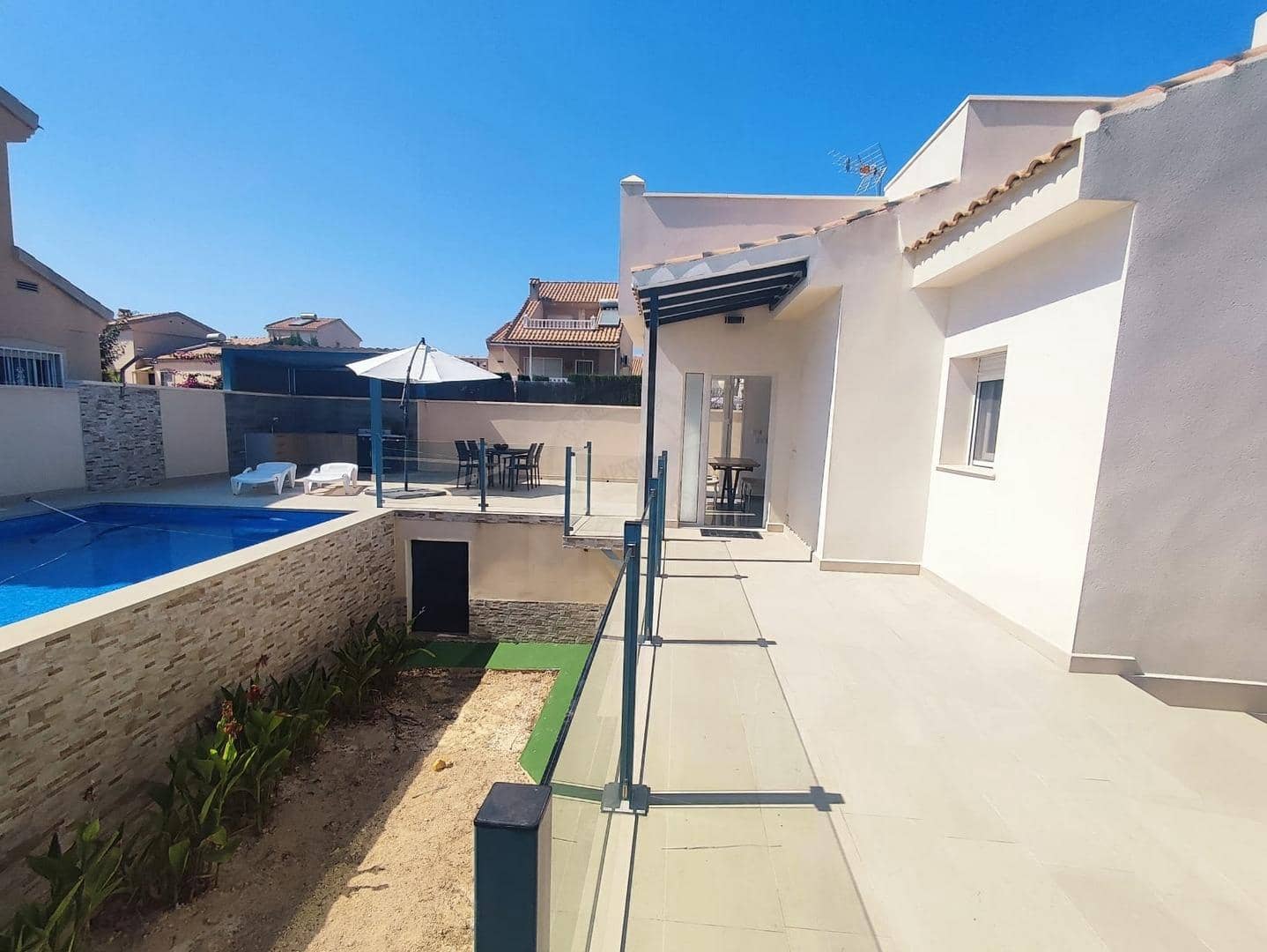 2 bedroom Villa for sale in Ciudad Quesada with pool - € 249,990 (Ref: 9431099)