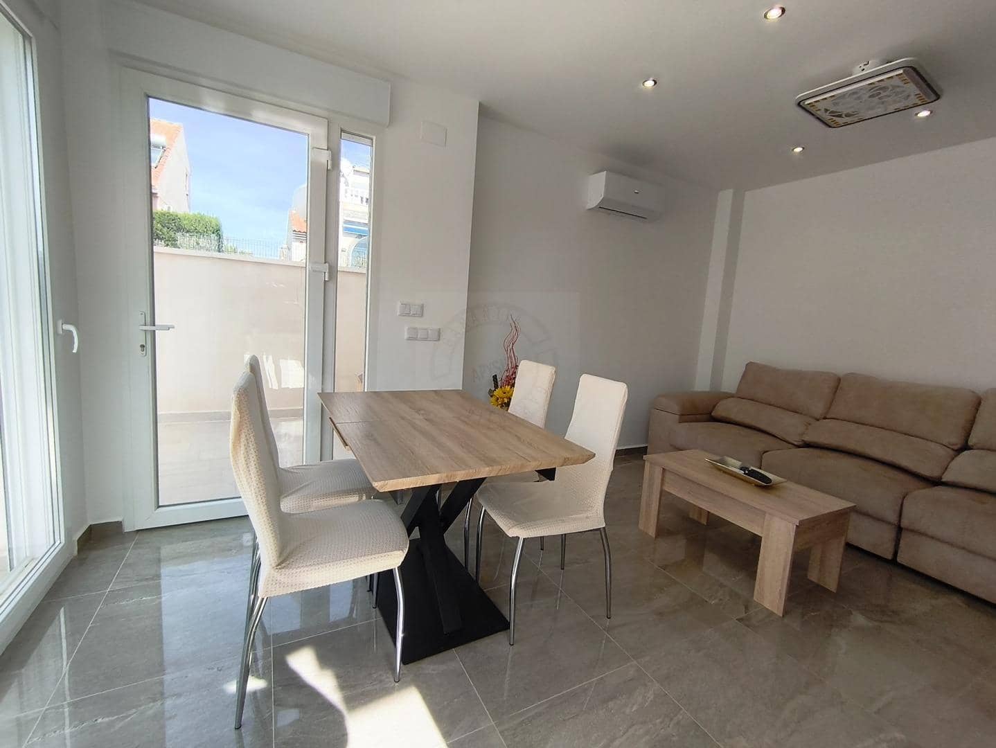 2 bedroom Villa for sale in Ciudad Quesada with pool - € 249,990 (Ref: 9431099)