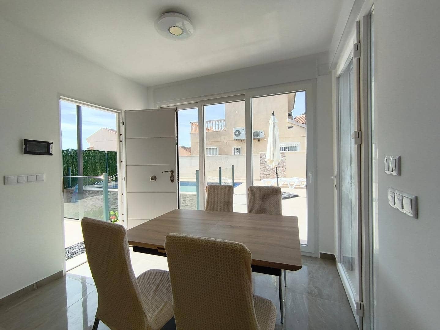 2 bedroom Villa for sale in Ciudad Quesada with pool - € 249,990 (Ref: 9431099)