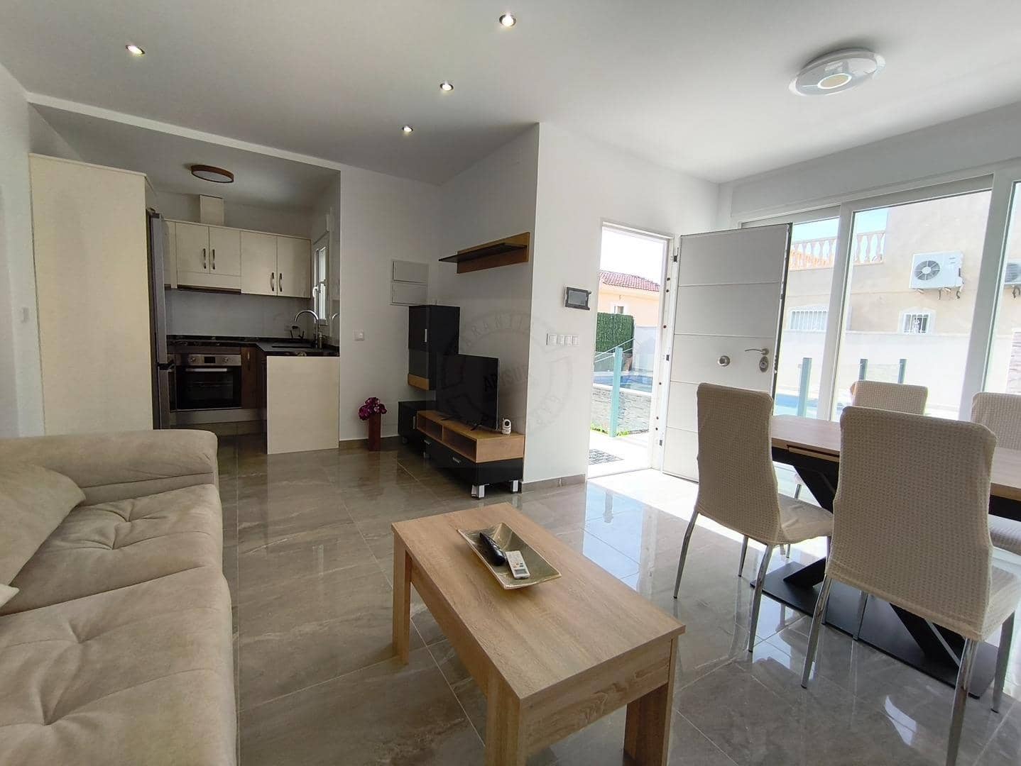 2 bedroom Villa for sale in Ciudad Quesada with pool - € 249,990 (Ref: 9431099)