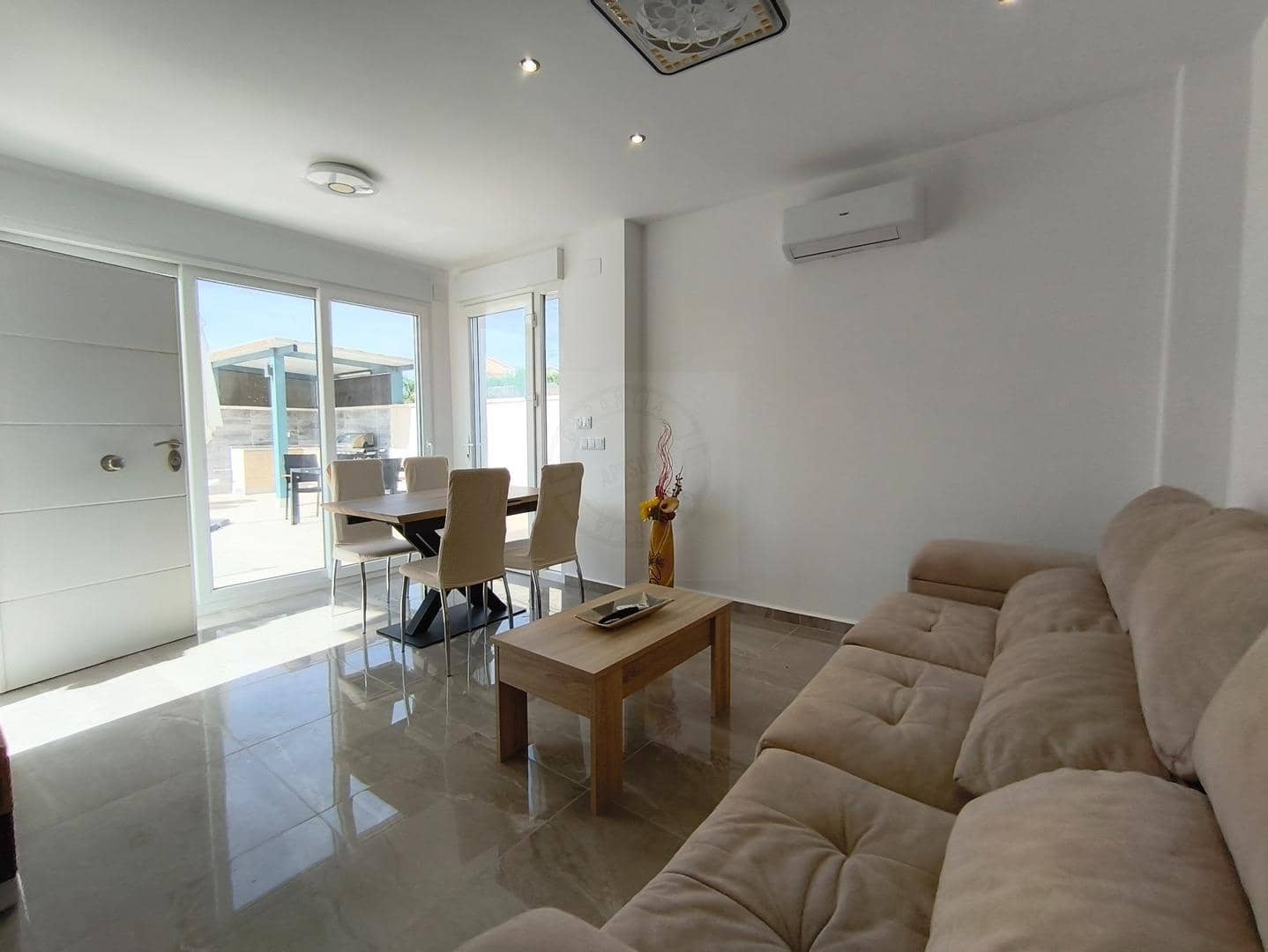 2 bedroom Villa for sale in Ciudad Quesada with pool - € 249,990 (Ref: 9431099)