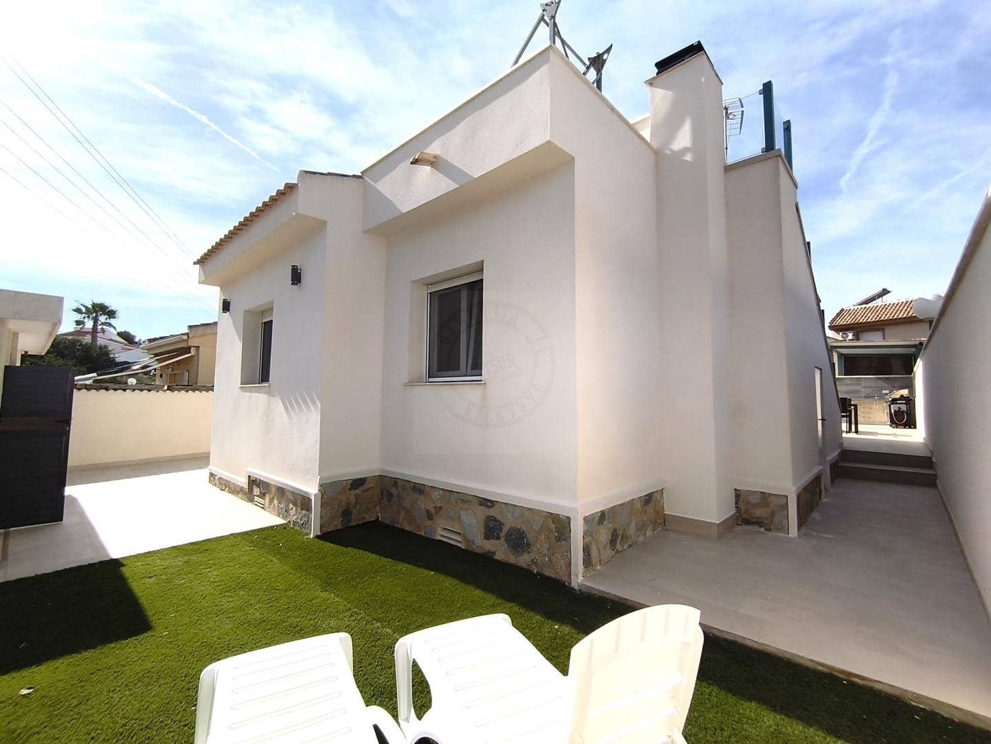 2 bedroom Villa for sale in Ciudad Quesada with pool - € 249,990 (Ref: 9431099)