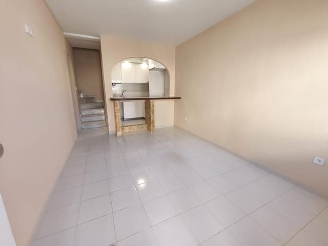 Adosado de 5 habitaciones en Los Balcones en venta con piscina - 149.000 € (Ref: 9468521)