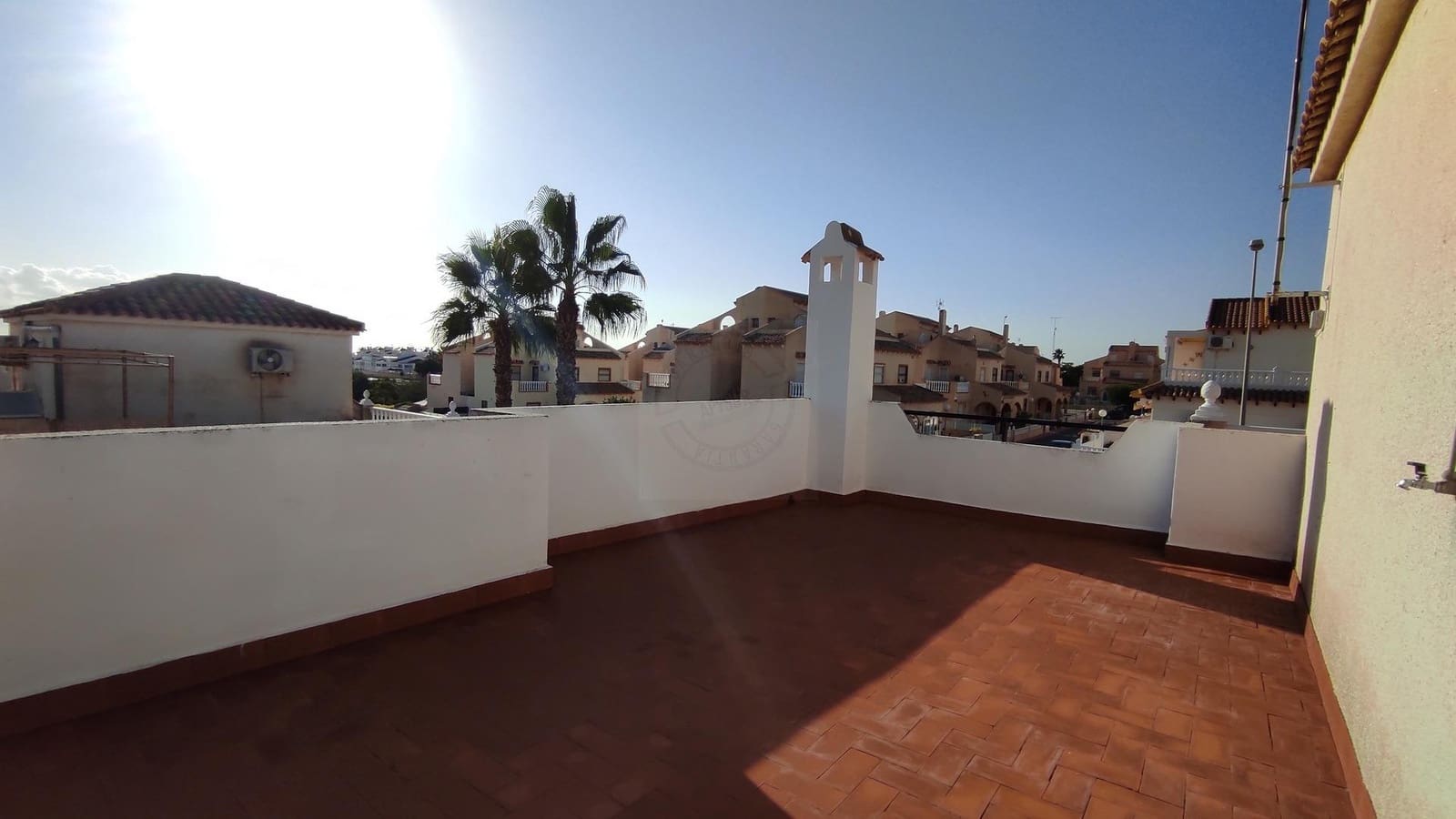 3 chambre Villa/Maison Mitoyenne à vendre à Orihuela Costa avec piscine - 210 000 € (Ref: 9470457)