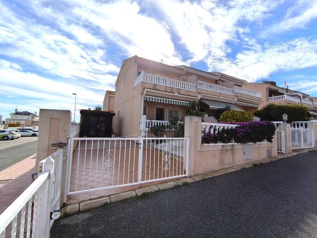 3 chambre Villa/Maison Semi-Mitoyenne à vendre à Los Altos avec piscine - 265 000 € (Ref: 9596231)