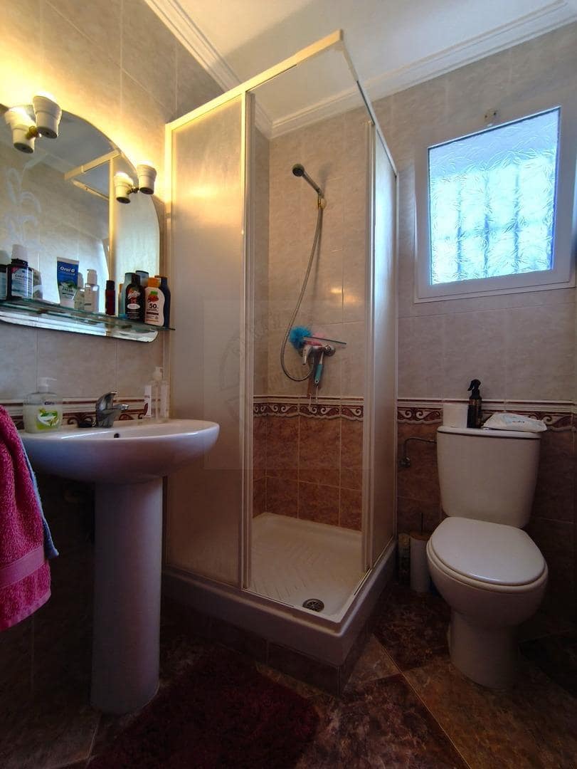 3 bedroom Semi-detached Villa for sale in Los Altos with pool - € 265,000 (Ref: 9596231)