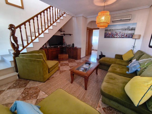 3 bedroom Semi-detached Villa for sale in Los Altos with pool - € 265,000 (Ref: 9596231)