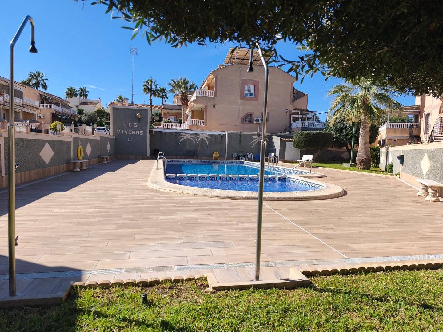 3 bedroom Semi-detached Villa for sale in Los Altos with pool - € 265,000 (Ref: 9596231)