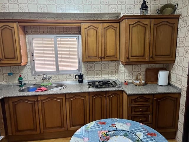 6 slaapkamer Huis te koop in Alora - € 275.000 (Ref: 10026482)
