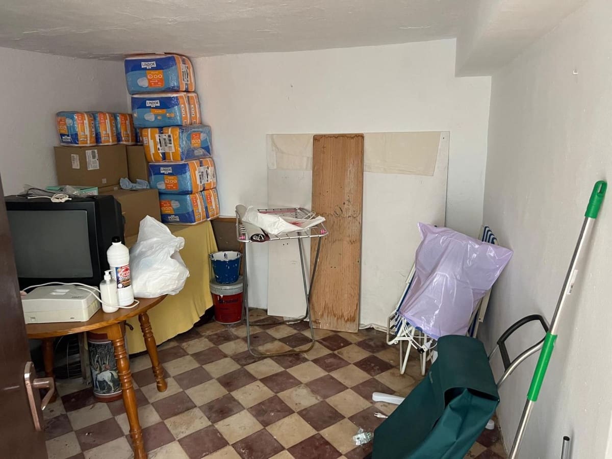 6 sypialnia Komercyjne na sprzedaż w Alora - 275 000 € (Ref: 10026483)