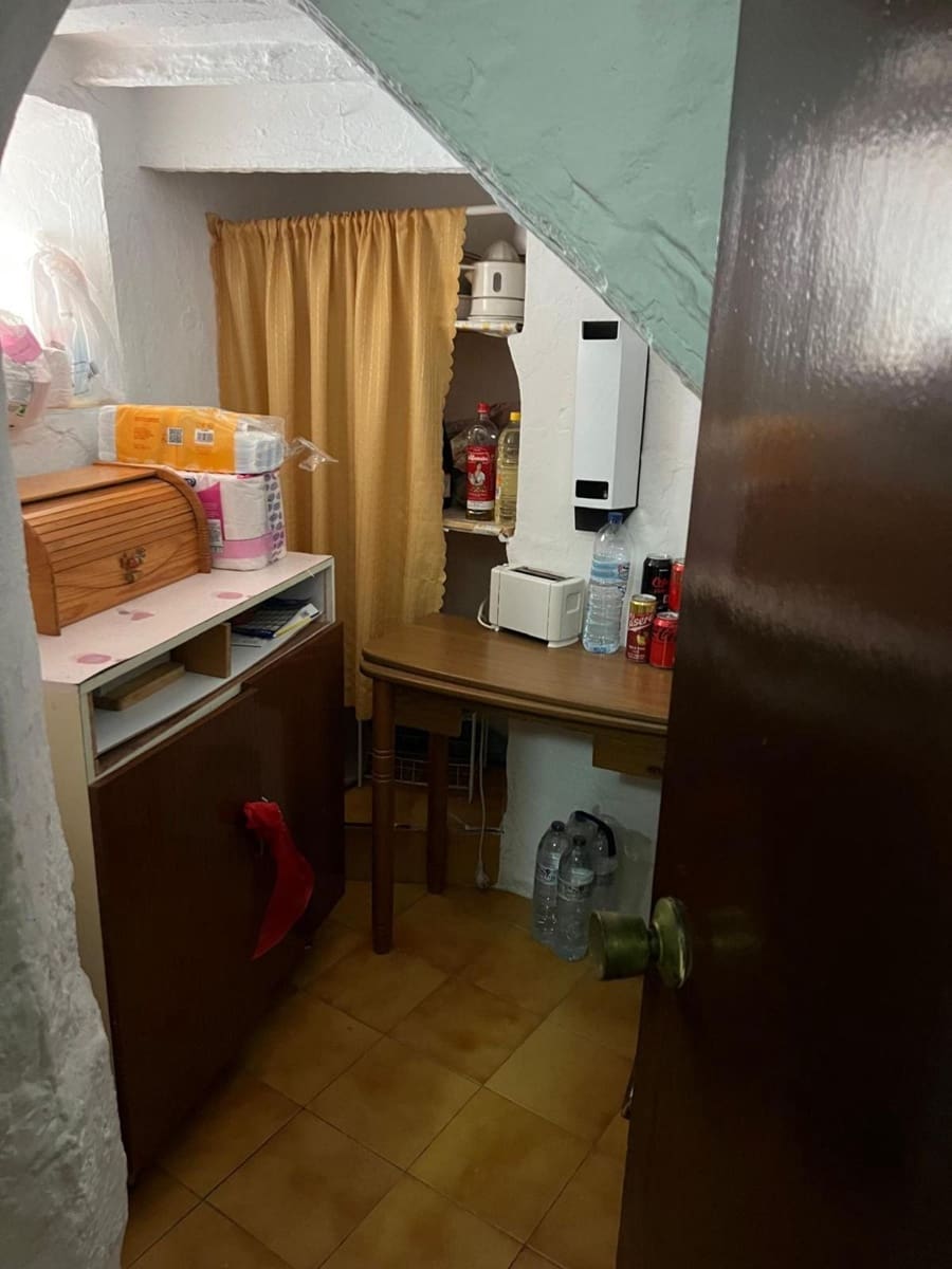6 sypialnia Komercyjne na sprzedaż w Alora - 275 000 € (Ref: 10026483)