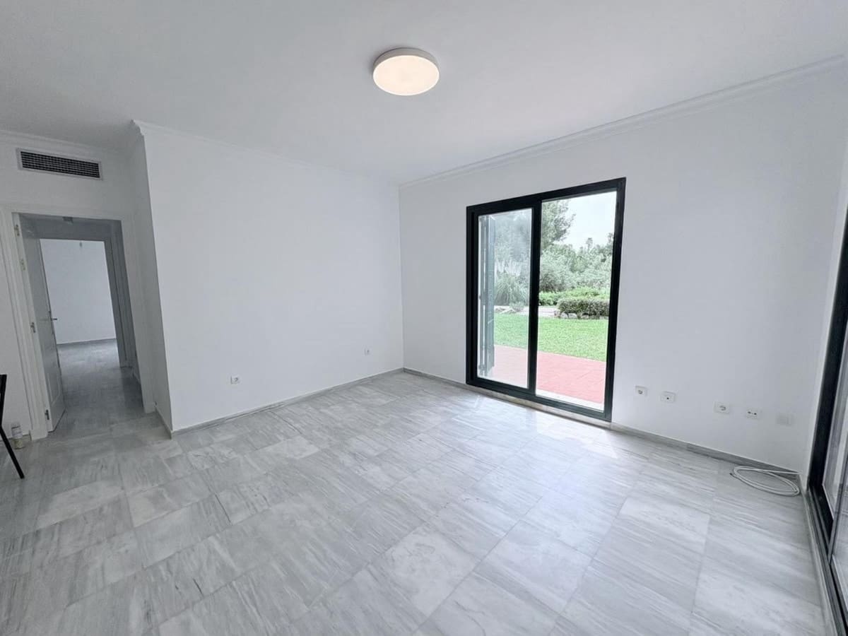 2 sovrum Lägenhet till salu i Alhaurin Golf med pool - 275 000 € (Ref: 10032386)