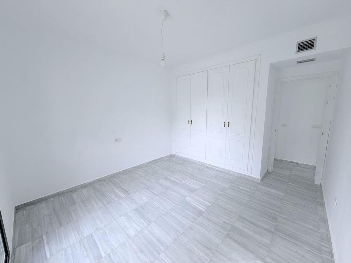 2 sovrum Lägenhet till salu i Alhaurin Golf med pool - 275 000 € (Ref: 10032386)