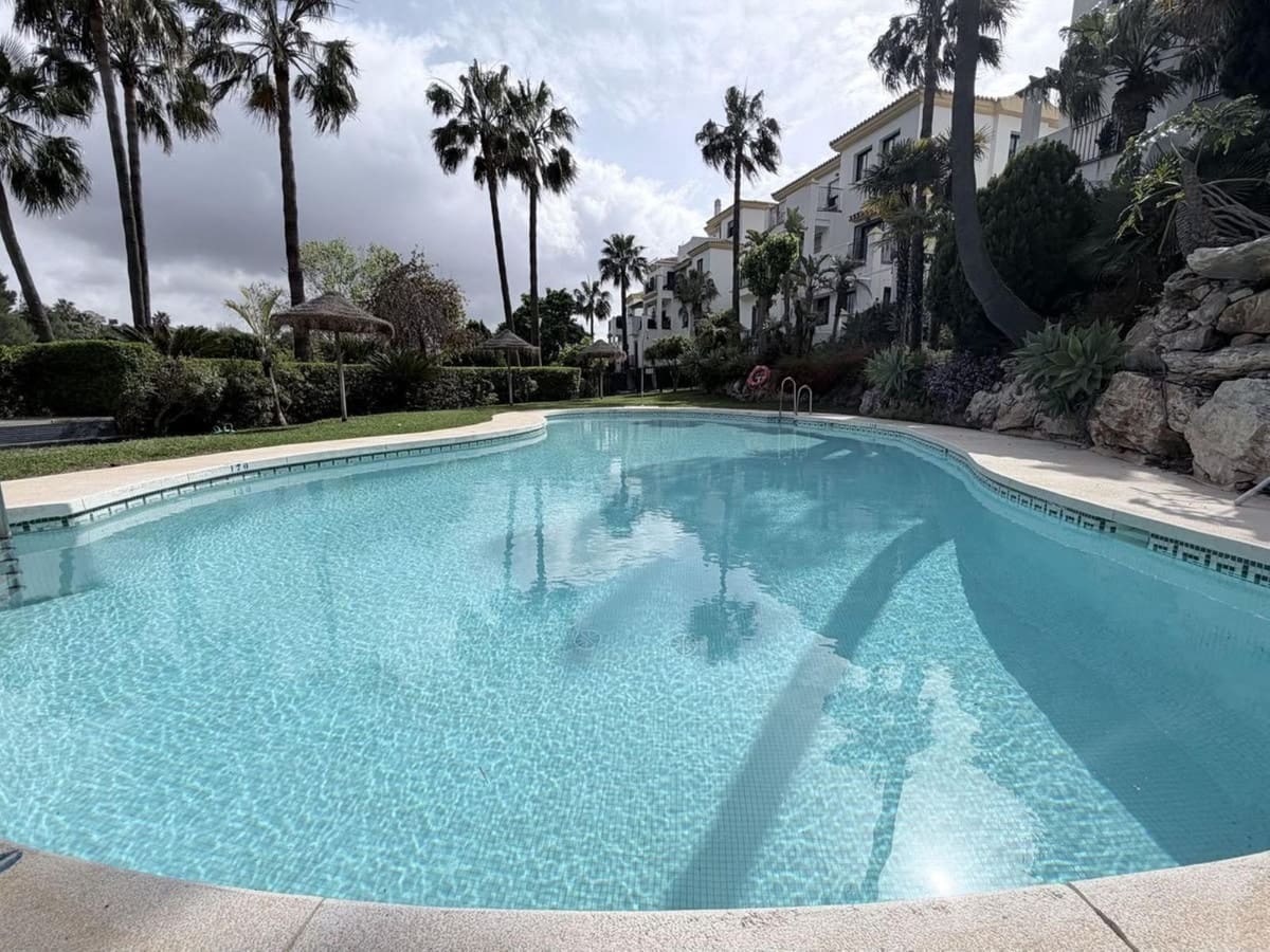 2 sovrum Lägenhet till salu i Alhaurin Golf med pool - 275 000 € (Ref: 10032386)