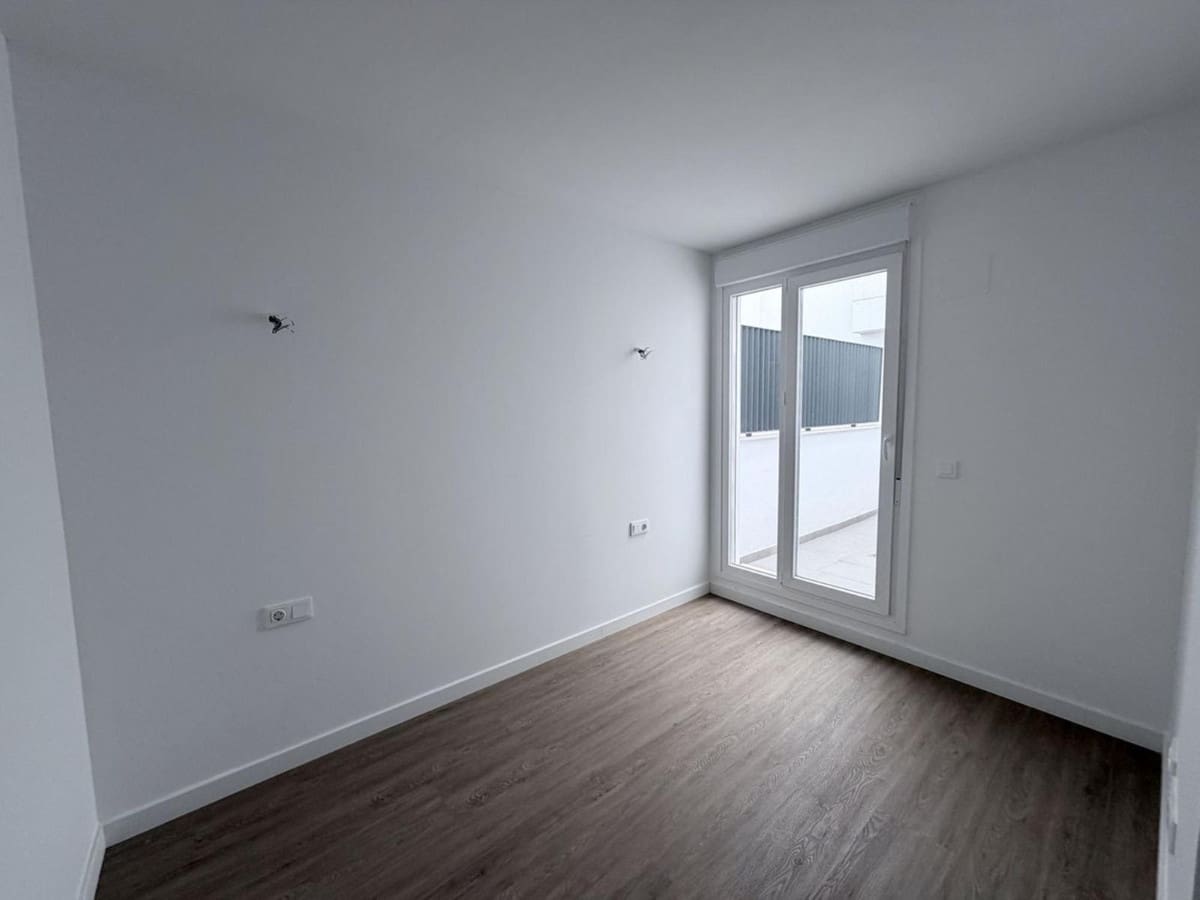2 sovrum Lägenhet till salu i Fuengirola med pool garage - 329 000 € (Ref: 10032477)