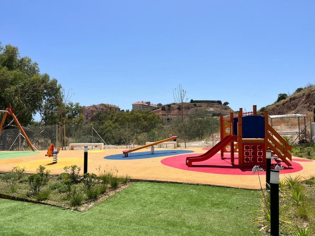 2 sovrum Lägenhet till salu i Fuengirola med pool garage - 329 000 € (Ref: 10032477)