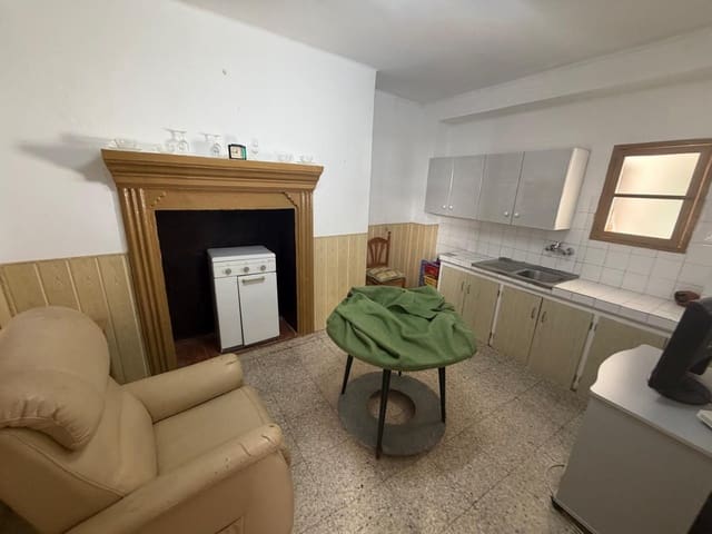 4 bedroom Townhouse for sale in Villanueva del Trabuco - € 90,000 (Ref: 10038540)