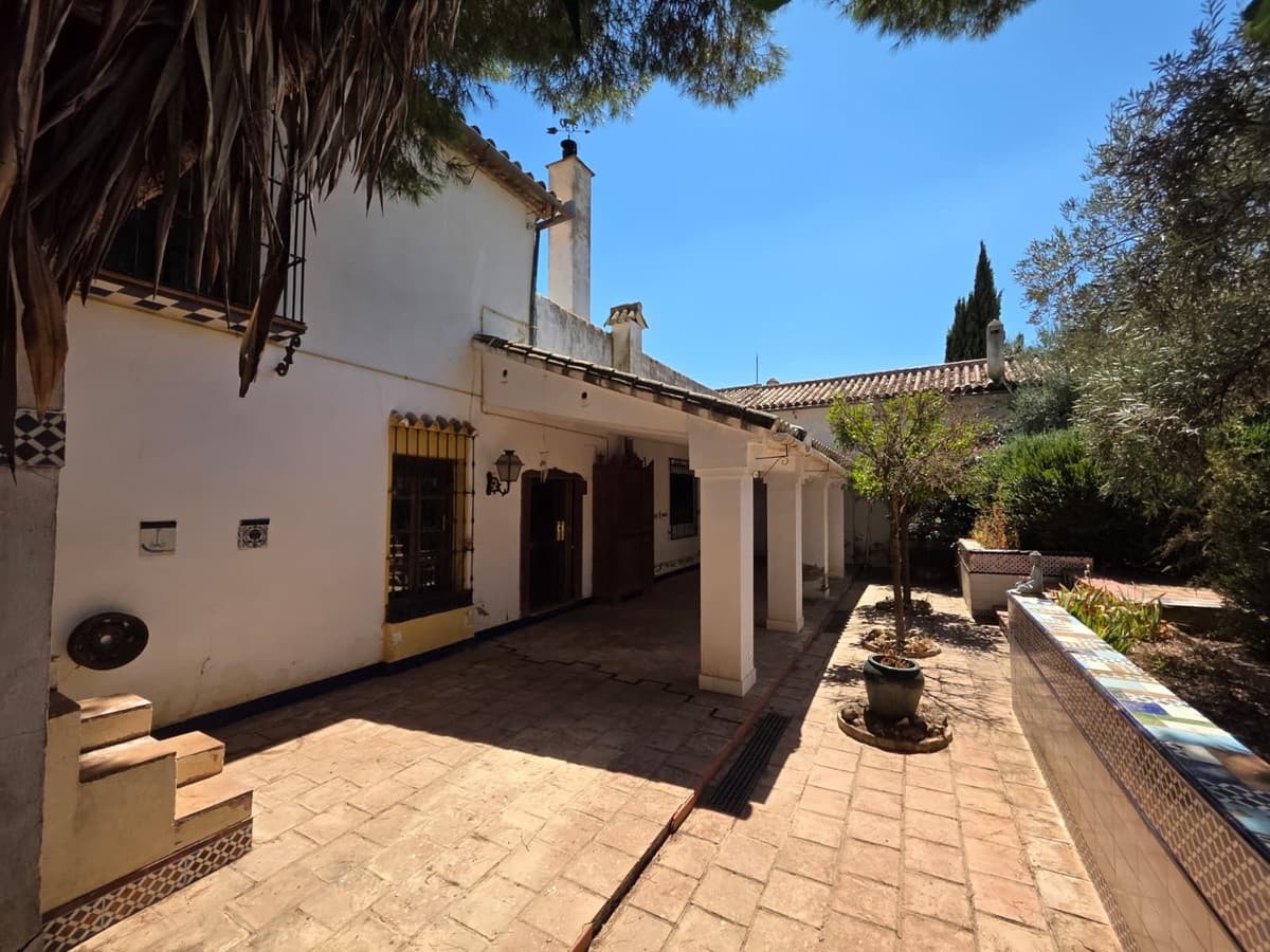 8 quarto Quinta/Casa Rural para venda em Bobadilla com piscina garagem - 795 000 € (Ref: 10045848)