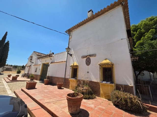 8 quarto Comercial para venda em Antequera com piscina garagem - 795 000 € (Ref: 10045849)