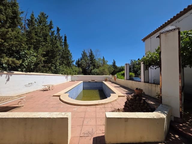 8 quarto Comercial para venda em Antequera com piscina garagem - 795 000 € (Ref: 10045849)