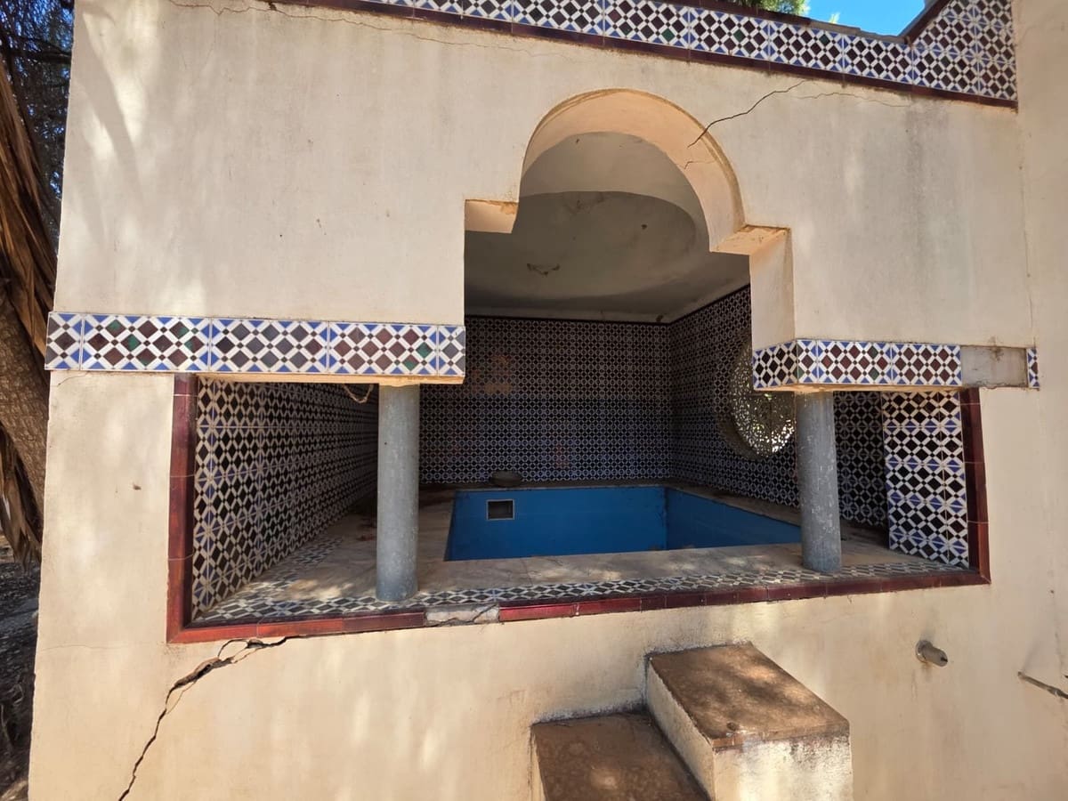8 quarto Comercial para venda em Antequera com piscina garagem - 795 000 € (Ref: 10045849)