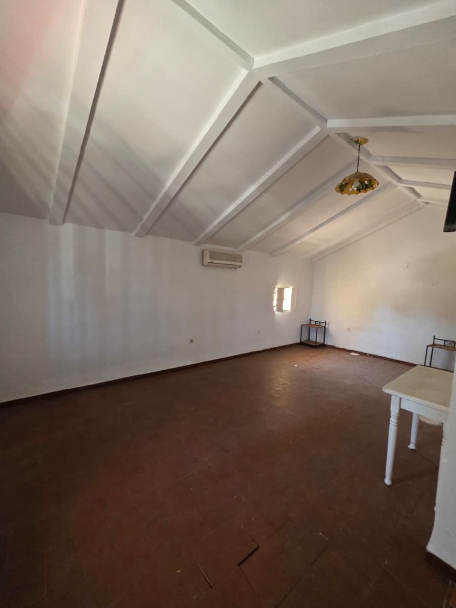 8 quarto Comercial para venda em Antequera com piscina garagem - 795 000 € (Ref: 10045850)
