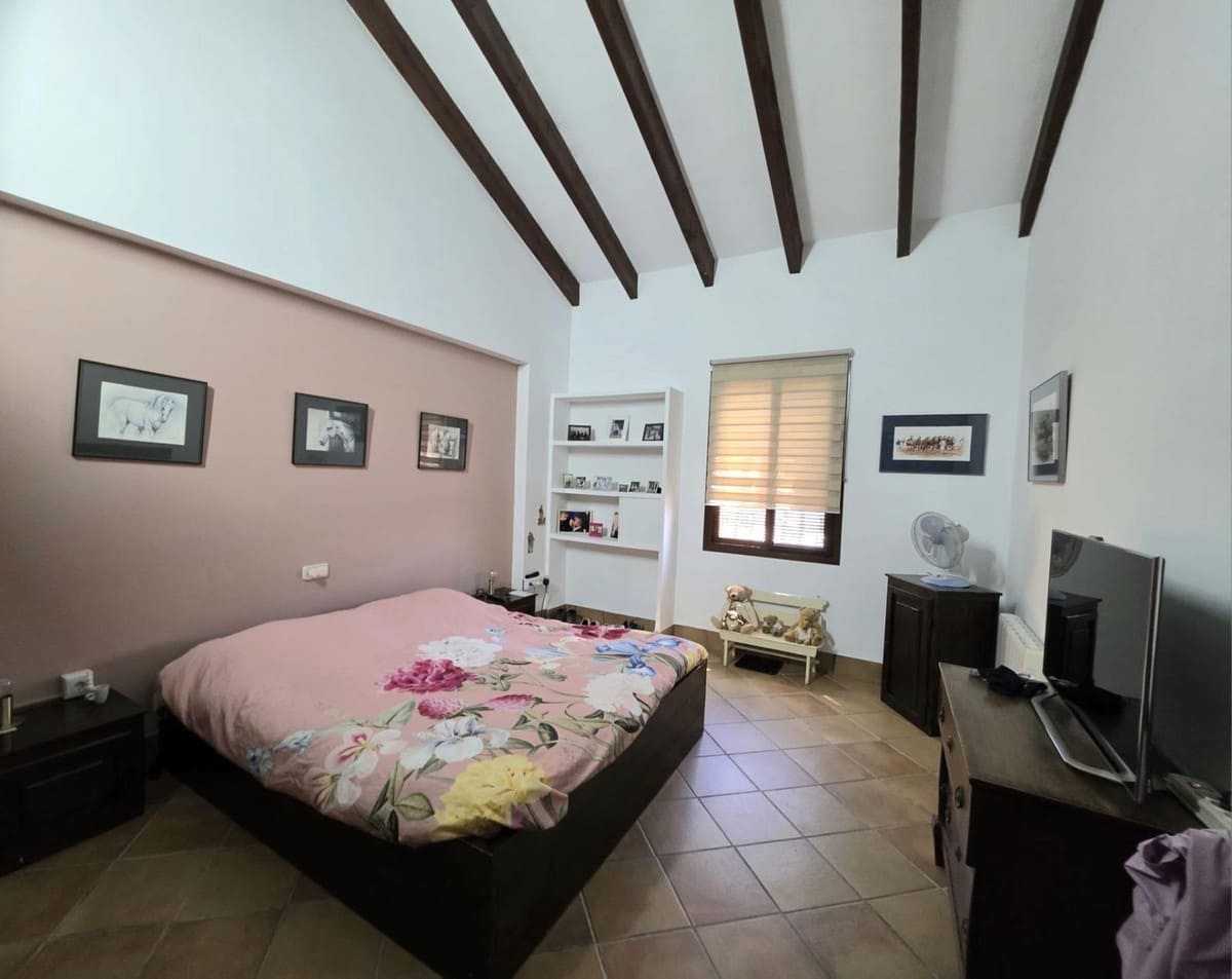 4 sovrum Kommersiell till salu i Moron de la Frontera med pool - 699 000 € (Ref: 10048201)